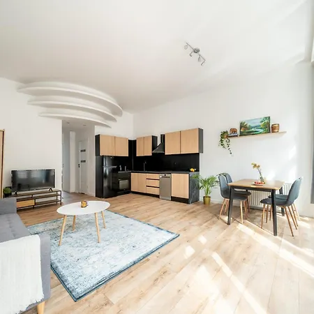Daire Dluga 70 W Oknach Starego Miasta Centrum *
